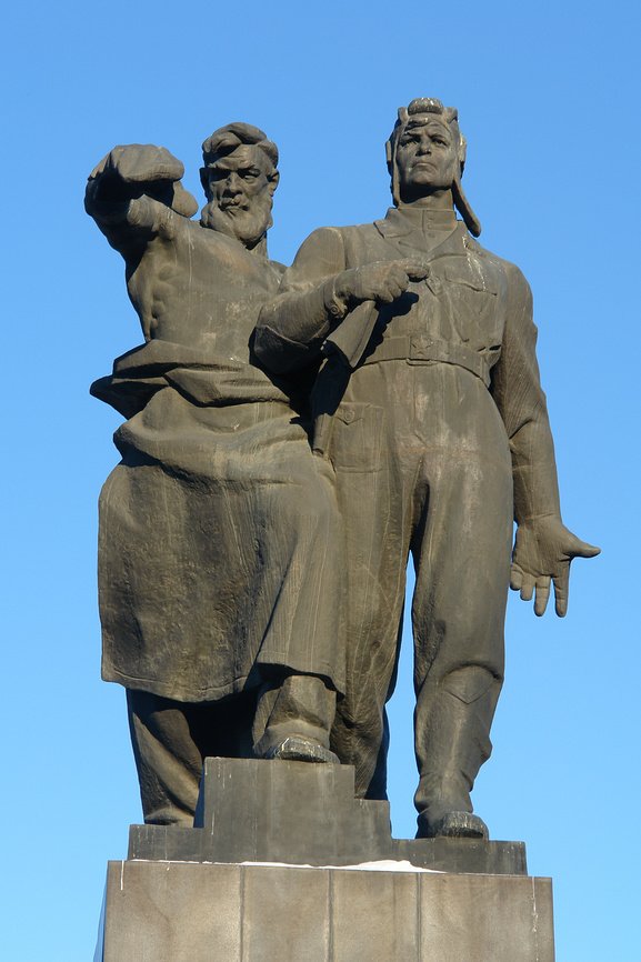 Памятник уральскому танковому корпусу город
